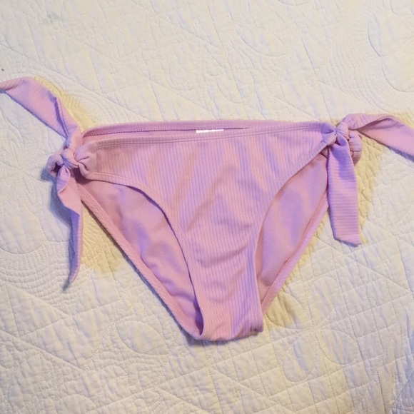 Target Bikini - Picture 3 of 4